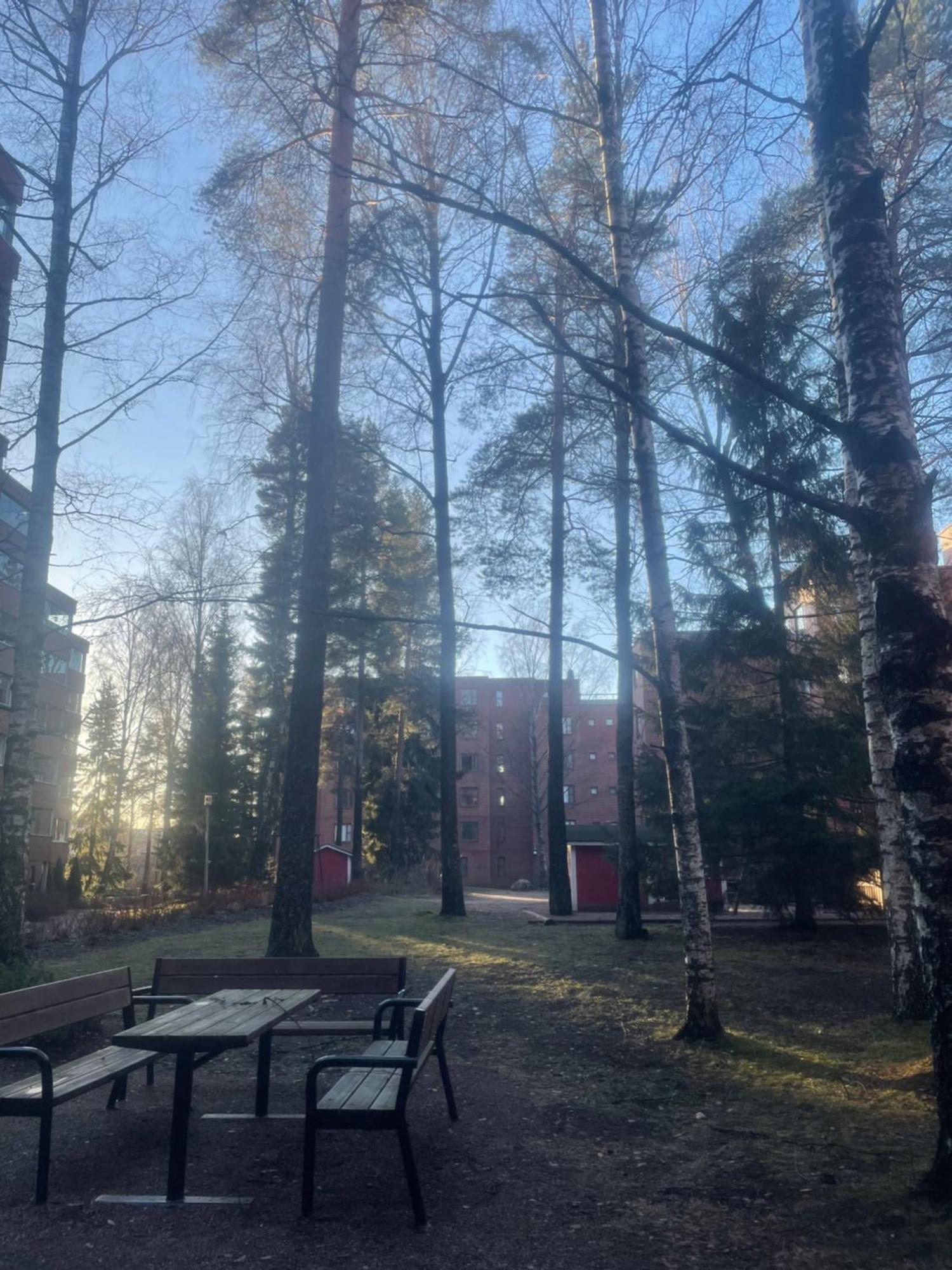 Cozy With Private Balcony In Prime Location Helsinki