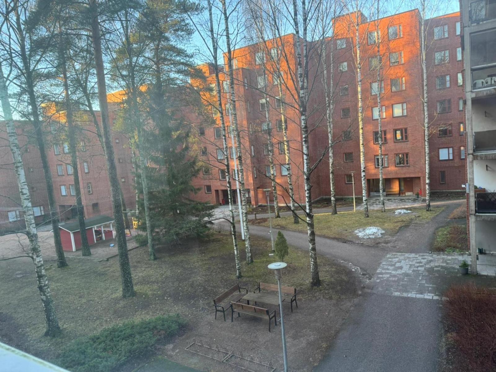 Appartement Cozy With Private Balcony In Prime Location